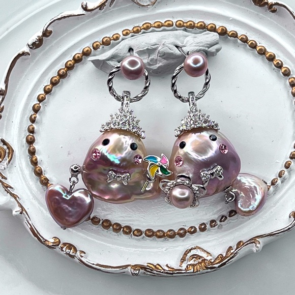 🔥 Handmade S925 SS Premium Freshwater Flameball Pearl Character Earrings Pendant